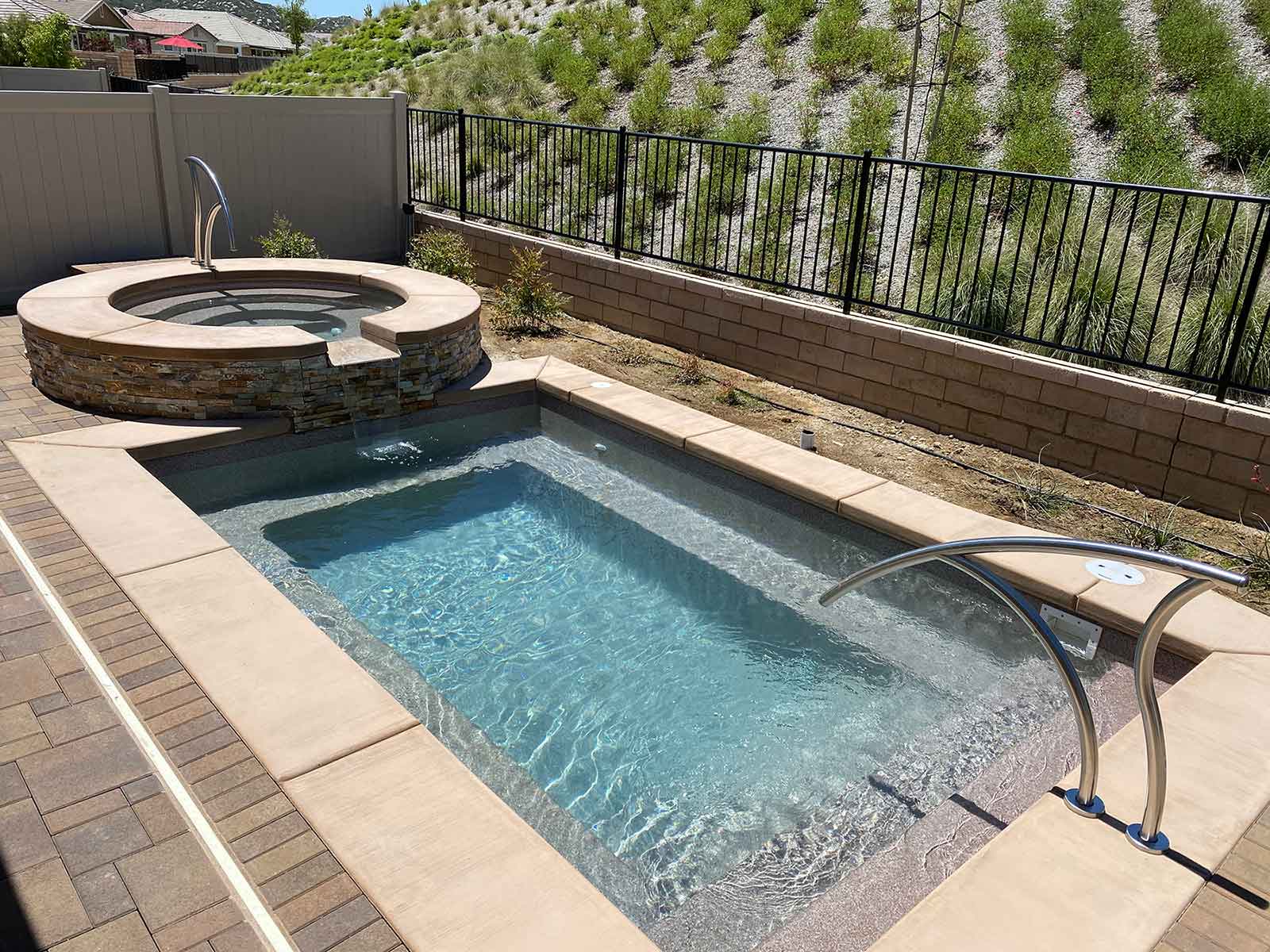 Quality Fiberglass Pools, fiberglass swimming pool builder hemet ca